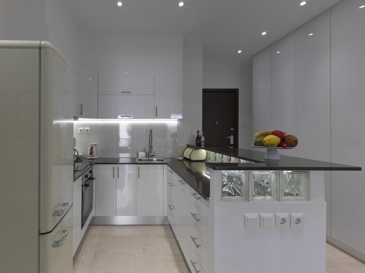 Newly Renovated Apartment In The Heart Of Atenas Exterior foto