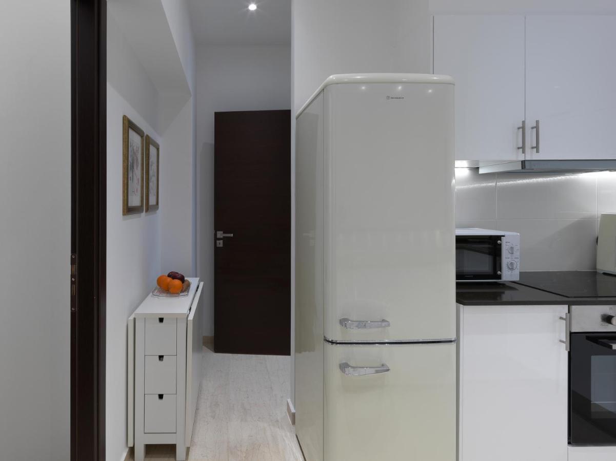 Newly Renovated Apartment In The Heart Of Atenas Exterior foto